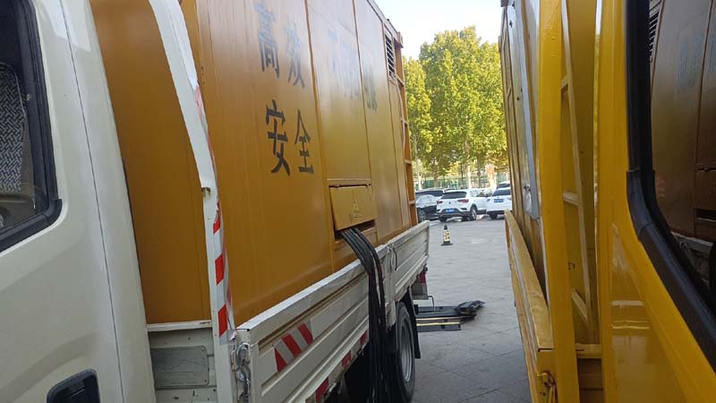 碧江如何判断柴油发电机组和UPS电源的切换时间是否符合要求？